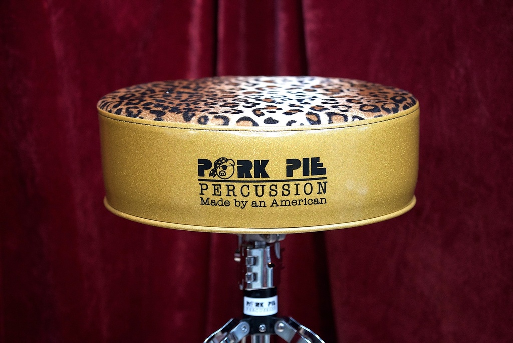 [PPRTH-GS-LEO] Pork Pie Throne - Round / Gold Sparkle Side / Leopard Top