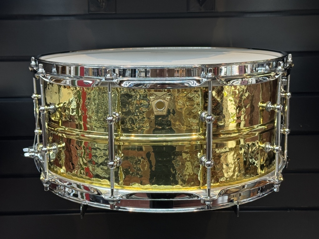 [LB422BKT] Ludwig 6 1/2" X 14" SUPRAPHONIC HAMMERED BRASS SNARE DRUM W/ TUBE LUGS